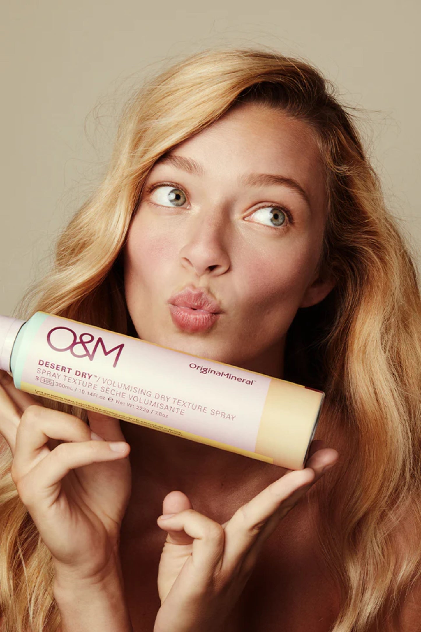 O&M DESERT DRY TEXTURE SPRAY, 300ML